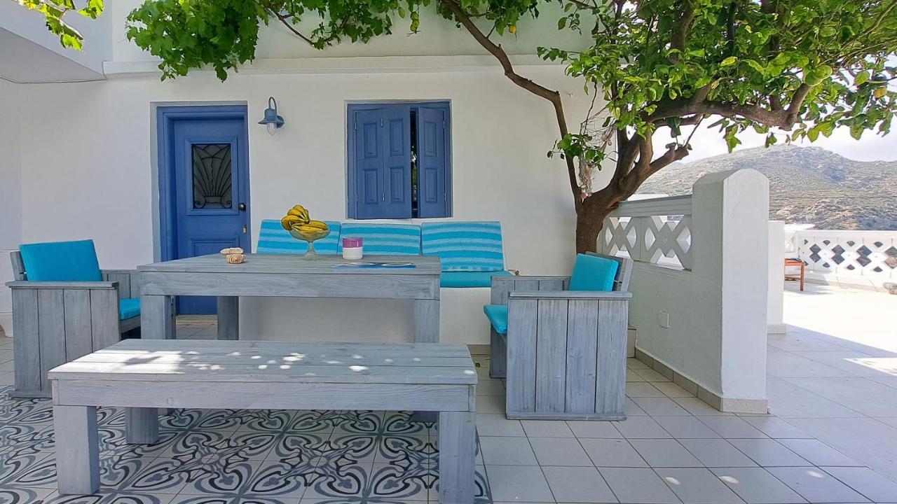 Thea Menetes Menetaí Exterior foto